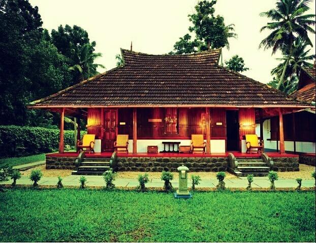 Palmdale Heritage Champakulam Exterior photo